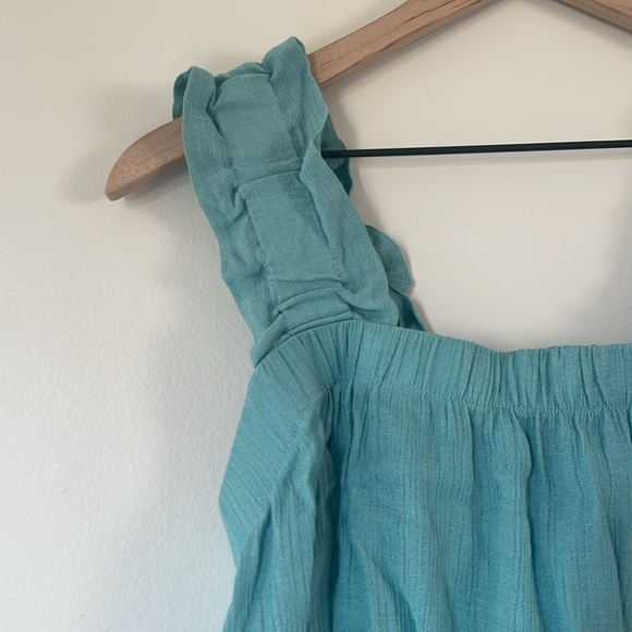 Teal Blue Cropped Ruffle Tank - Picture 2 of 3